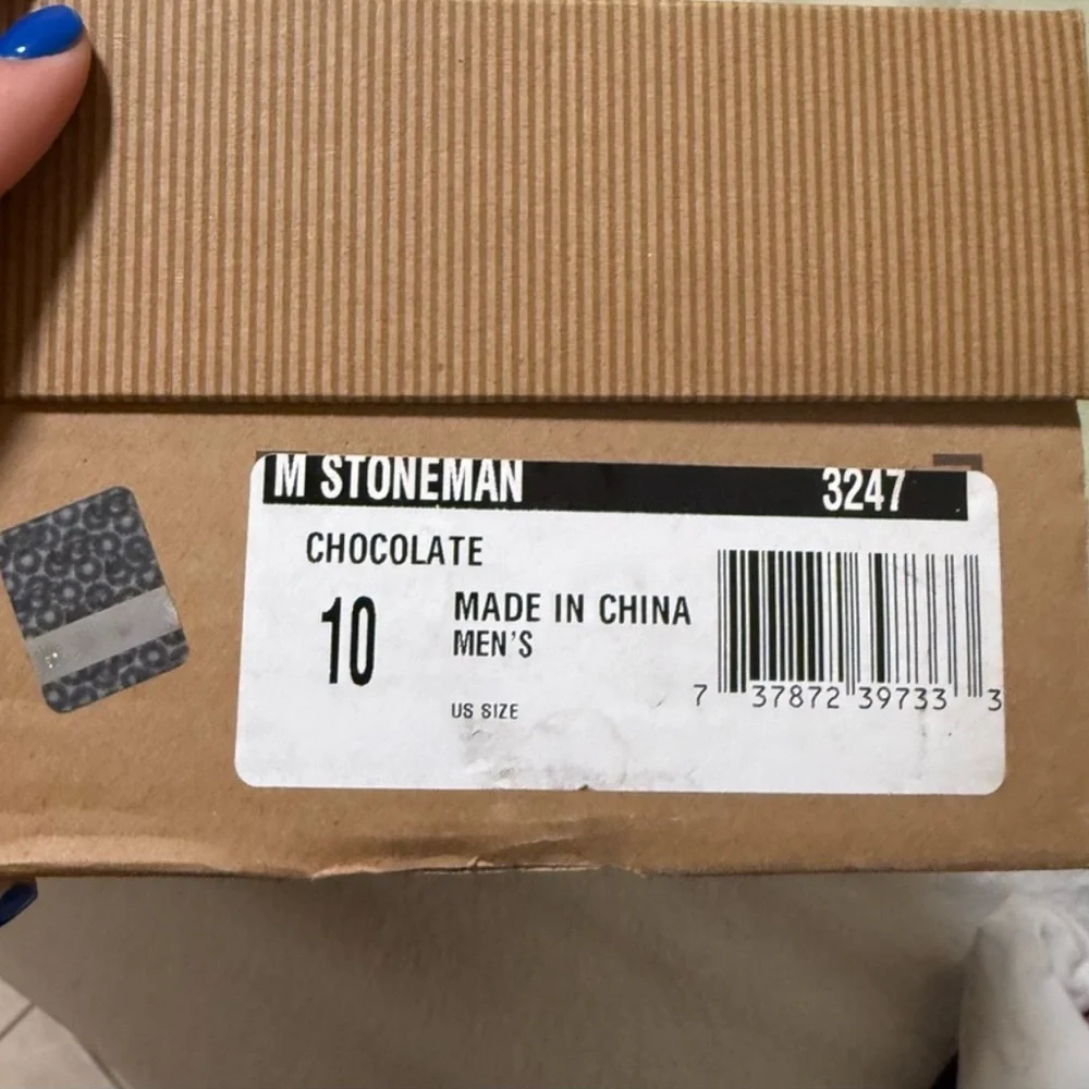 UGG Australia Stoneman Brown Boots - Picture 7 of 7